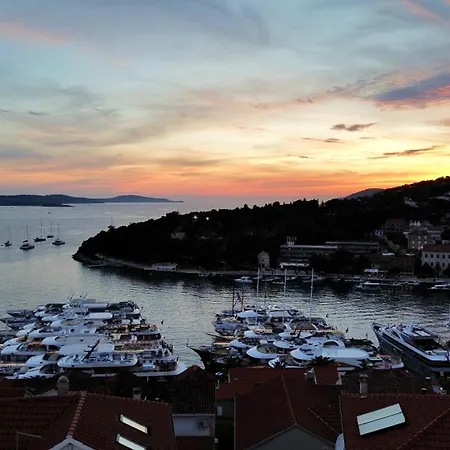 Forr - Hvar, Croatia 公寓 *